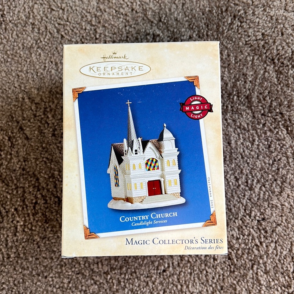Hallmark 2002 Country Church, #5 in the Candlelight Services series.